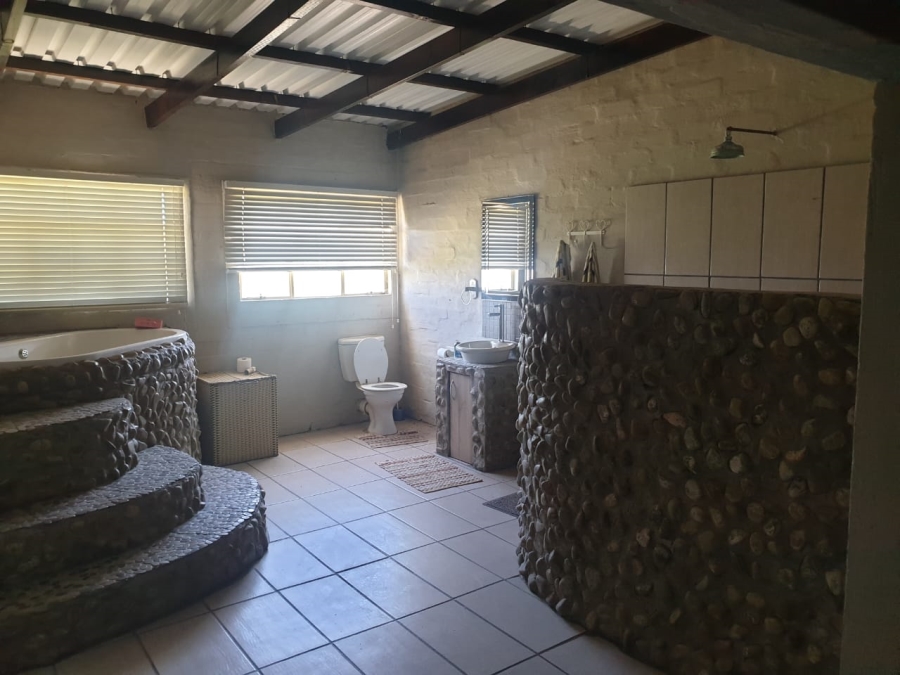 5 Bedroom Property for Sale in Barkly West Northern Cape